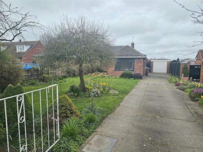 3 Bedroom Semi-Detached Bungalow For Sale In Ollerton Road, Little Carlton, Newark, NG23