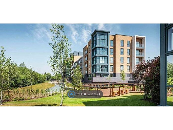 2 Bedroom Flat To Rent In Montagu House, Reading, RG2