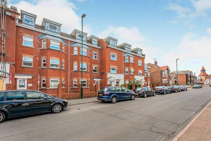 Flat To Rent In Bognor Regis, PO21
