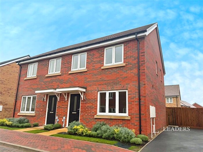 3 Bedroom Semi Detached House To Rent In Marriott Road, Bourne, Lincolnshire, PE10