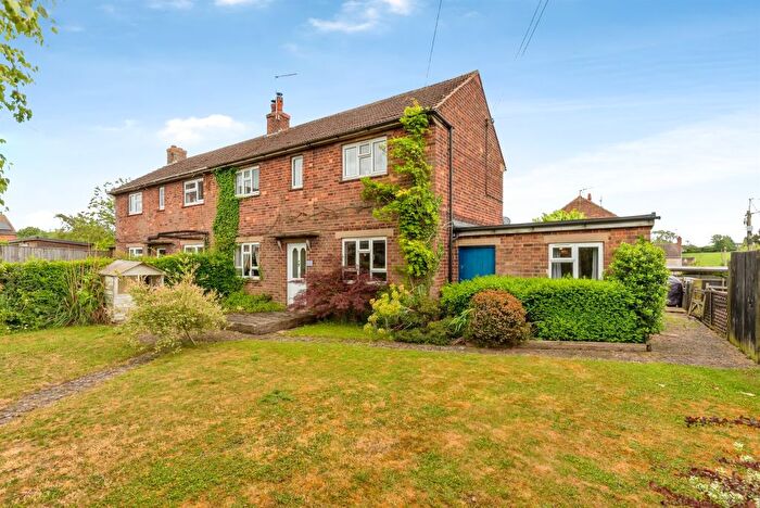 4 Bedroom Semi-Detached House For Sale In School Lane, Ropsley, Grantham, NG33