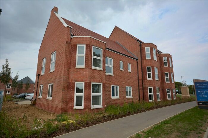 2 Bedroom Maisonette To Rent In Baker Road, Springfield, CM1