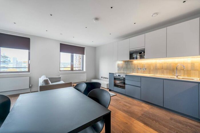 2 Bedroom Flat To Rent In Park Lane, Wembley, HA9