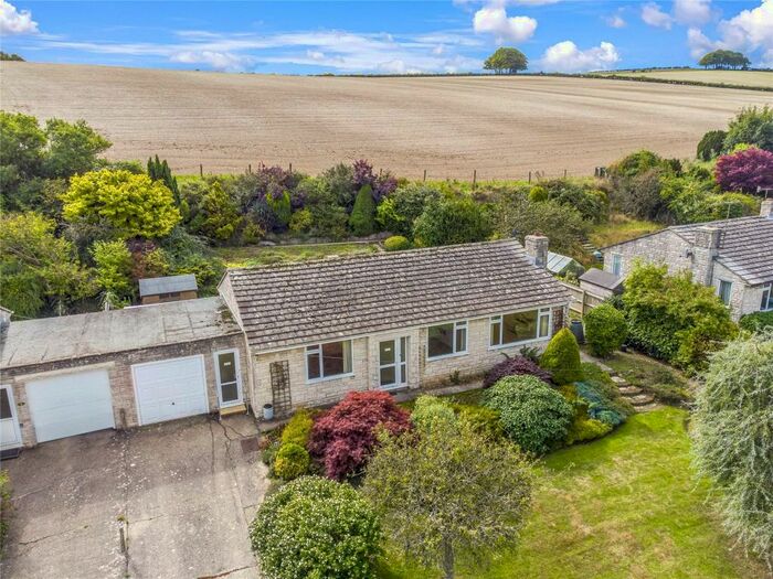 3 Bedroom Bungalow For Sale In Martinstown, Dorset, DT2