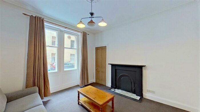 2 Bedroom Flat To Rent In Buccleuch Terrace, Edinburgh, Midlothian, EH8