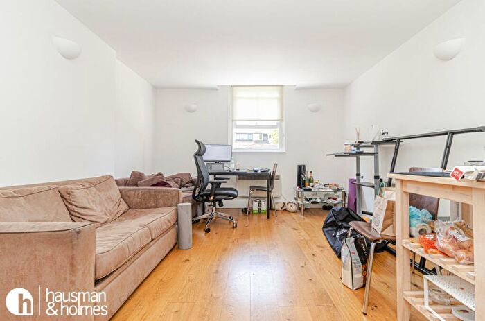 1 Bedroom Flat To Rent In Golders Green Road, Golders Green, NW11
