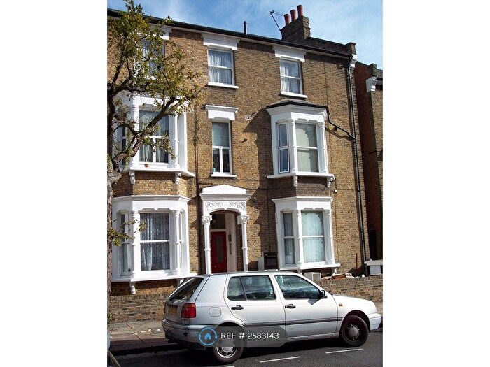 Studio To Rent In Roderick Road, London, NW3