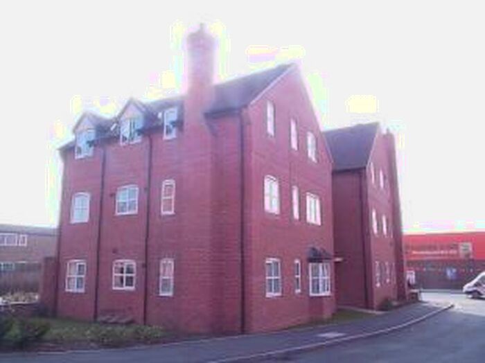 2 Bedroom Flat To Rent In Birmingham Road, Stratford-upon-Avon, CV37