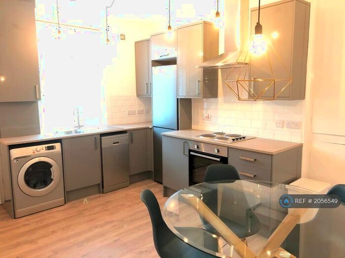 4 Bedroom Terraced House To Rent In Pickmere Road, Sheffield, S10