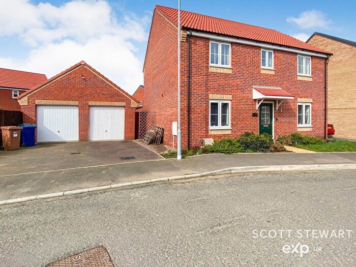 4 Bedroom Detached House For Sale In Sorrel Avenue, Whittlesey, Peterborough, PE7