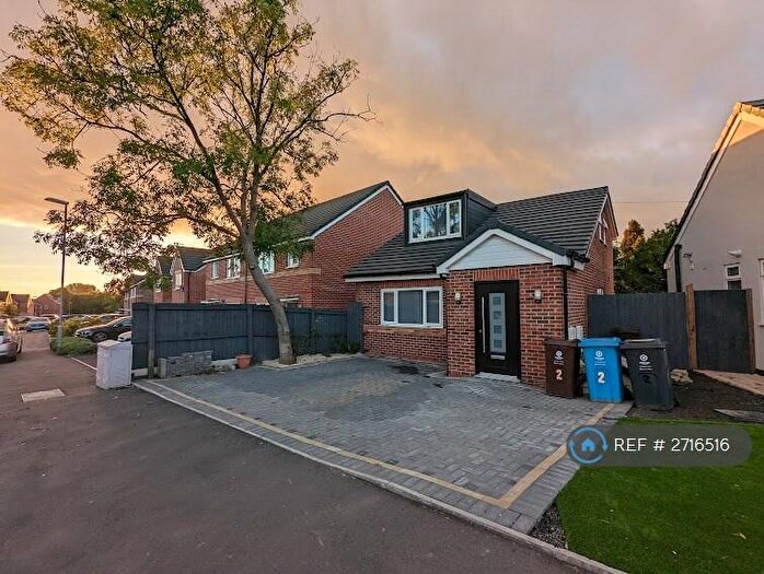 3 Bedroom Detached House To Rent In Rowan Tree, Oldham, OL8