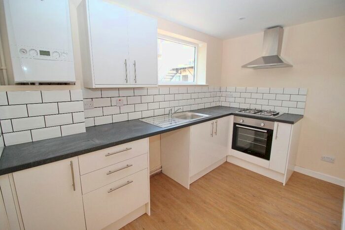 1 Bedroom Flat To Rent In London Road, Portsmouth, PO2