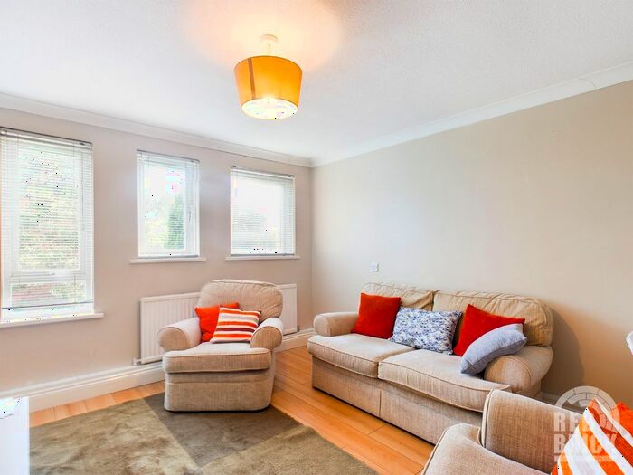 1 Bedroom Maisonette To Rent In Stratford Street, Stoke, Coventry, CV2