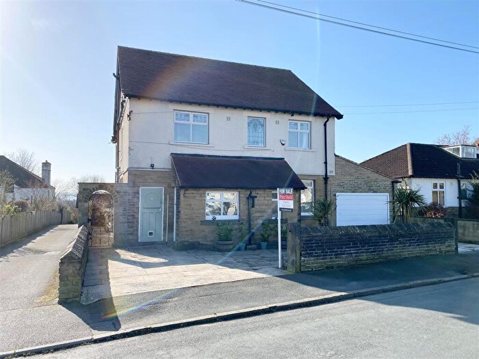 5 Bedroom Detached House For Sale In Slead Avenue, Brighouse, HD6