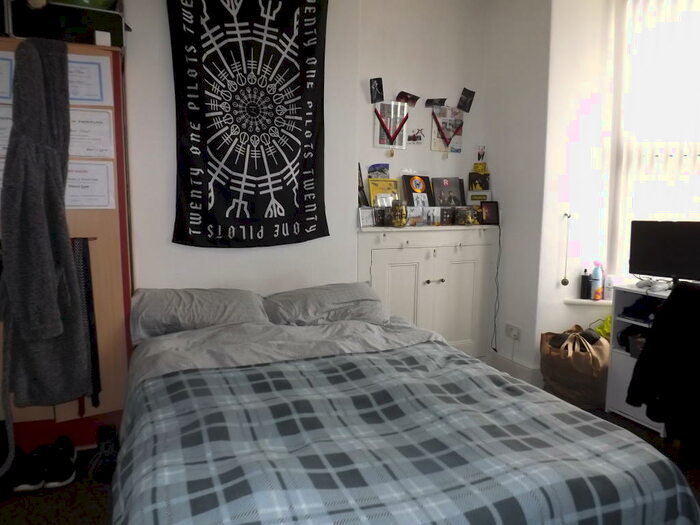 3 Bedroom House To Rent In Caernarfon Road, Bangor, Gwynedd, LL57