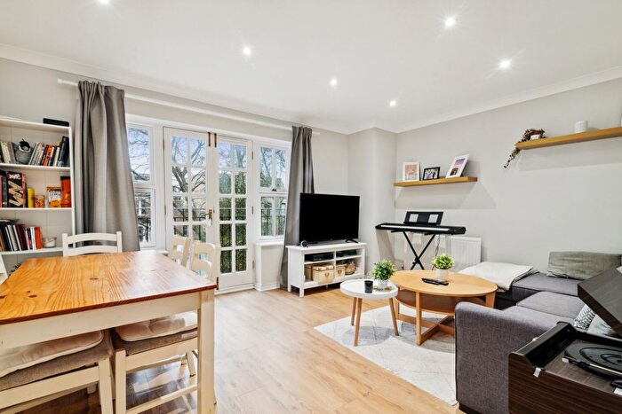 2 Bedroom Flat To Rent In Parkchurch House, Grosvenor Avenue, N5