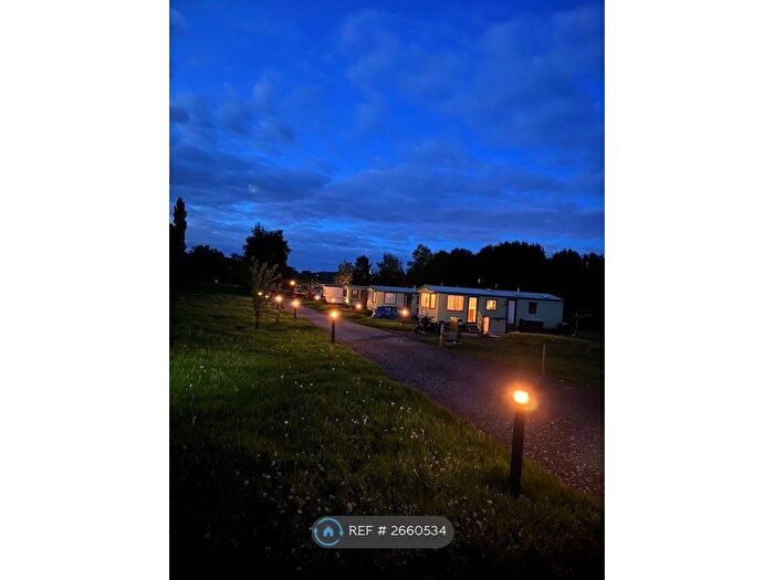 2 Bedroom Park Home To Rent In Marsh Road Edgmond, Telford, TF10