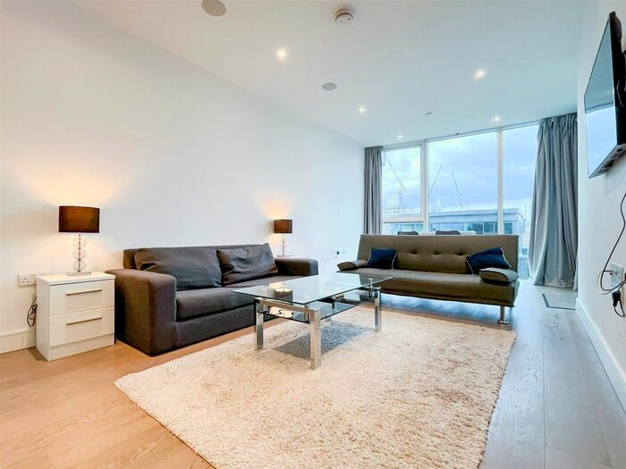 2 Bedroom Flat To Rent In Pinnacle House, Battersea Reach, SW18