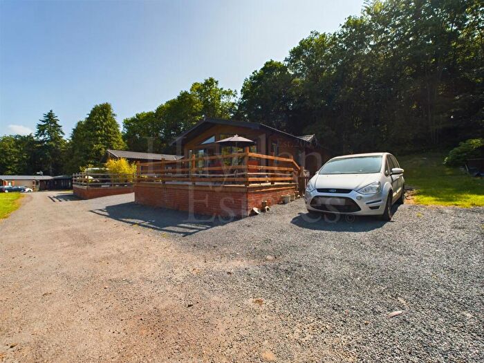 2 Bedroom Park Home For Sale In Coppice Gate, Button Bridge, Kinlet, Bewdley, DY12