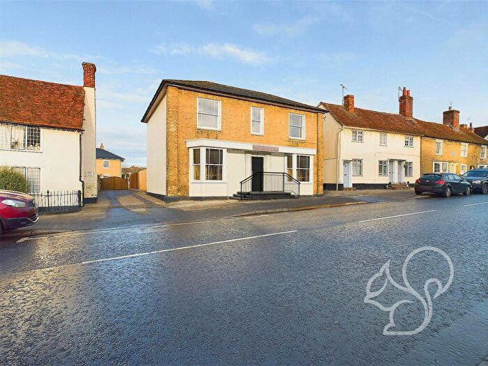 4 Bedroom Detached House For Sale In The Old Bank, Kelvedon, CO5
