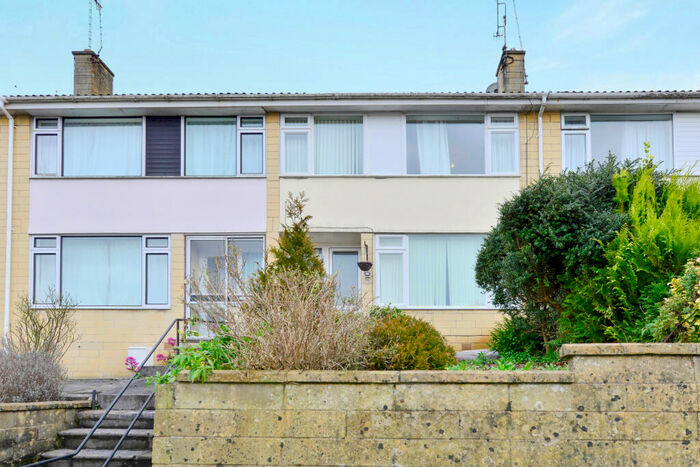 3 Bedroom Terraced House To Rent In Edgeworth Road, BA2