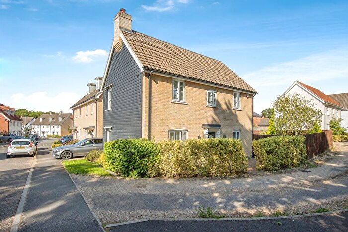 4 Bedroom Link Detached House For Sale In Butterfly Trail, Stanway, Colchester, CO3