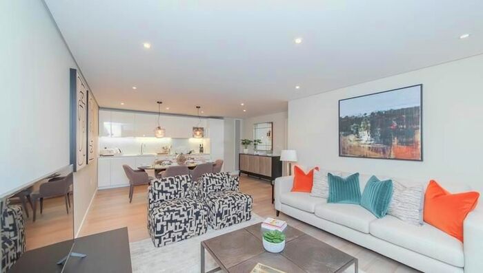 3 Bedroom Flat To Rent In Merchant Square East, London, W2