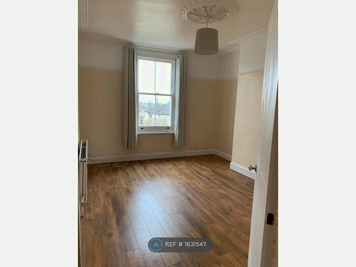 2 Bedroom Flat To Rent In Redland, Bristol, BS6