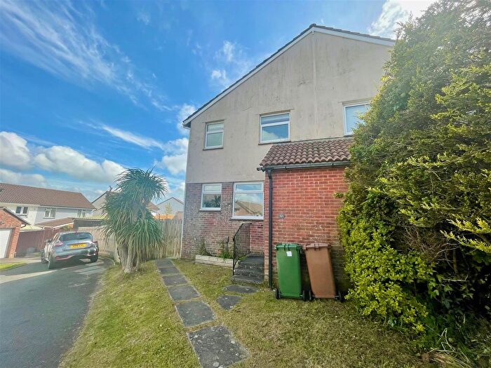 1 Bedroom Terraced House To Rent In Staddiscombe, Plymouth, PL9
