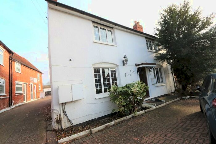 3 Bedroom Detached House To Rent In Coventry Street, Southam, Warwickshire, CV47