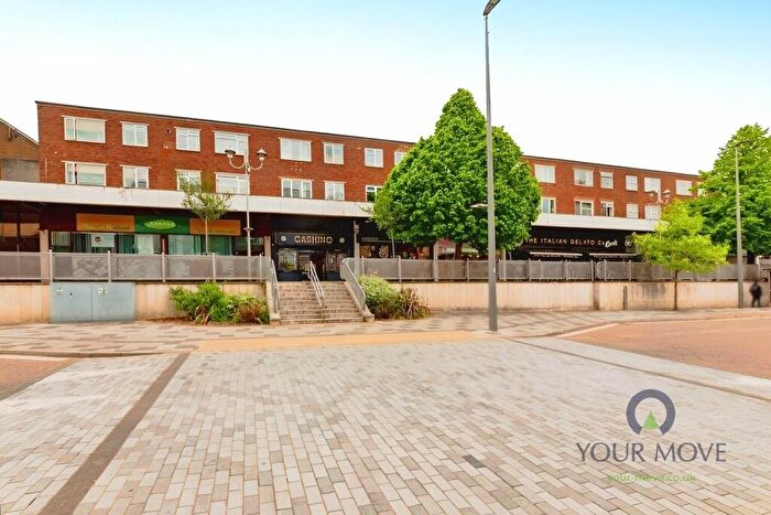 2 Bedroom Flat To Rent In Marlowes, Hemel Hempstead, Hertfordshire, HP1