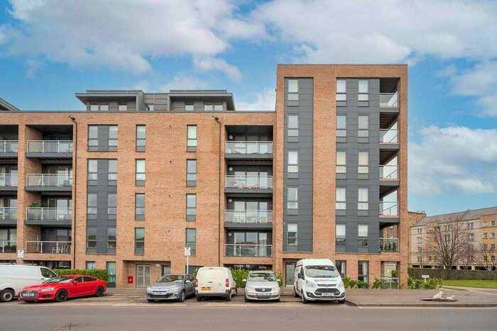 2 Bedroom Flat To Rent In Annandale Street, City Centre, Edinburgh, EH7