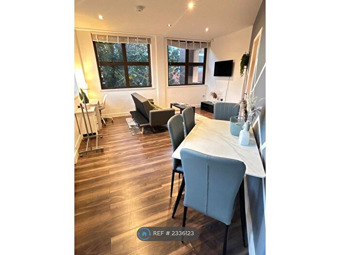1 Bedroom Flat To Rent In Verum House, Basingstoke, RG21