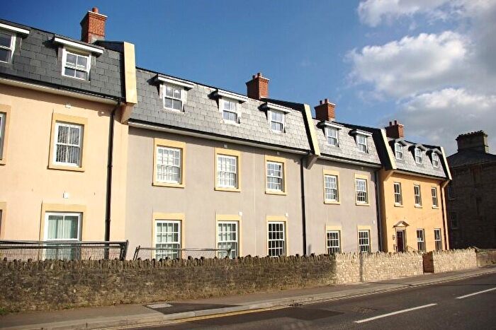 1 Bedroom Flat For Sale In Lower Lane, Shepton Mallet, Somerset, BA4