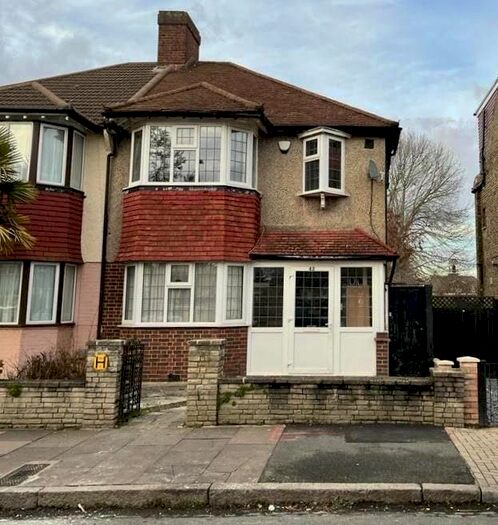 3 Bedroom Property To Rent In Cromwell Road, Beckenham, BR3