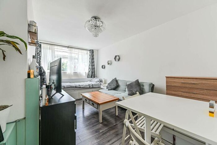 1 Bedroom Flat For Sale In Newburn Street, Kennington, London, SE11