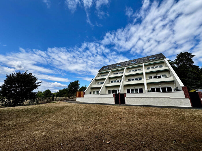 2 Bedroom Flat To Rent In Canterview, Rowley Drive, Newmarket, CB8