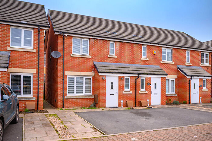 3 Bedroom Semi-Detached House For Sale In George Ebburn Close, CV2