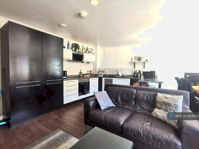 2 Bedroom Flat To Rent In Bow Street, Birmingham, B1