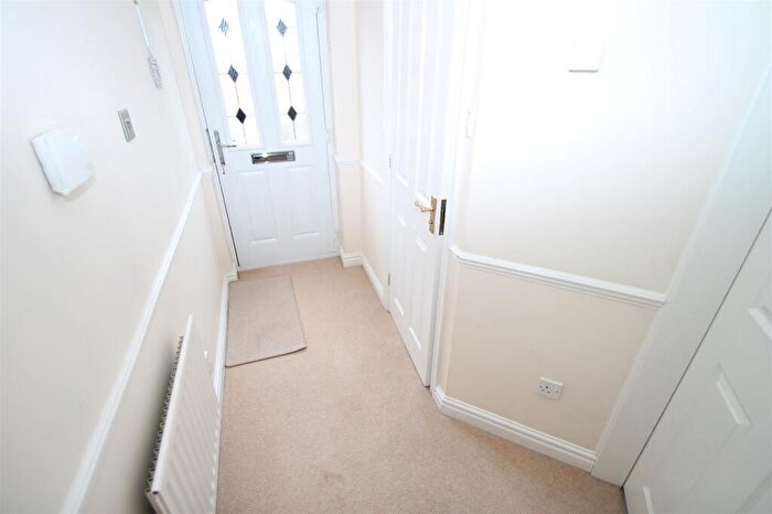 3 Bedroom Detached House For Sale In Woodhouse Way, Cradley Heath, B64