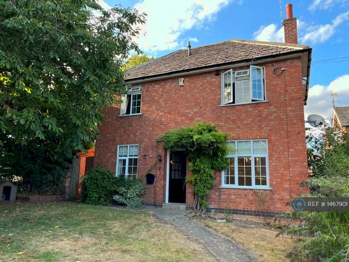 3 Bedroom Detached House To Rent In The Mere, Great Glen, LE8