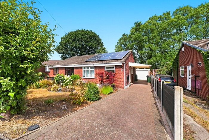 2 Bedroom Semi-Detached Bungalow For Sale In Landseer Court, Flanderwell, Rotherham, S66