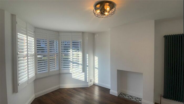 2 Bedroom Flat To Rent In Fleeming Road, London, E17