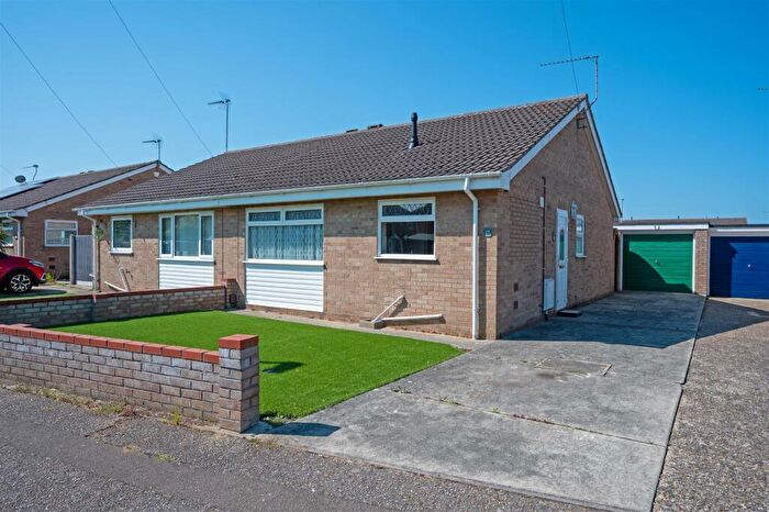 2 Bedroom Semi-Detached Bungalow For Sale In Sparrow Close, Bradwell, NR31