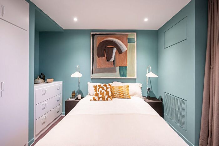 4 Bedroom Flat To Rent In Balfron Tower, St Leonards Road, London, E14