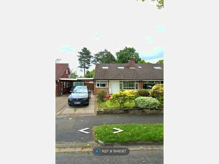 5 Bedroom Semi-Detached House To Rent In Briony Avenue, Altrincham, WA15