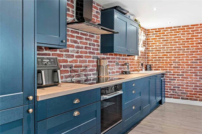 2 Bedroom Detached House For Sale In Bridgefoot Farm, Flint Cross, Hertfordshire, SG8