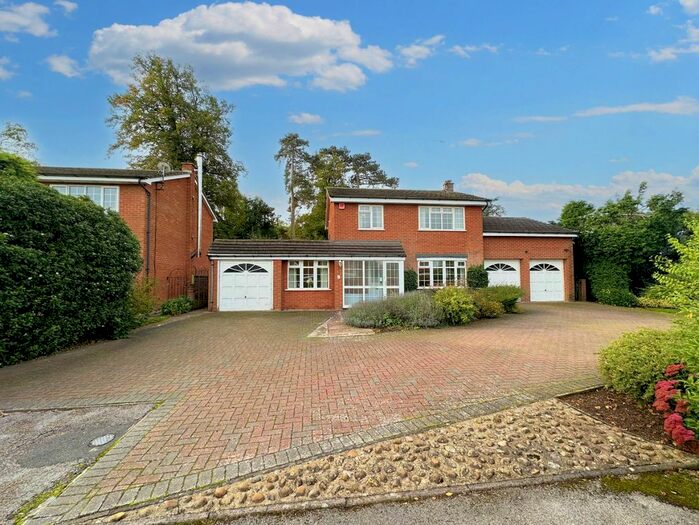 3 Bedroom Detached House For Sale In Manor Park, Nether Heyford, NN7