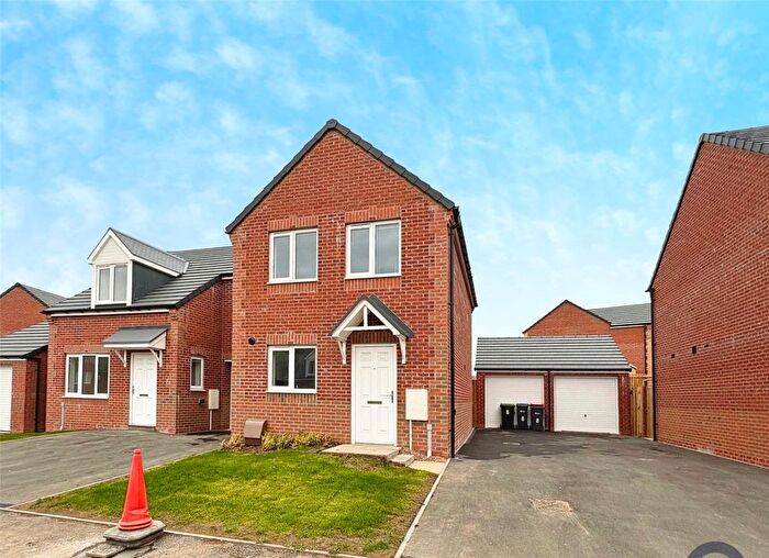 3 Bedroom Semi-Detached House To Rent In Lily Of The Valley, Sutton-In-Ashfield, Nottinghamshire, NG17
