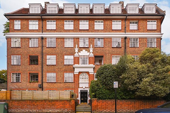 1 Bedroom Flat For Sale In Chelsea Manor Gardens, Chelsea, SW3